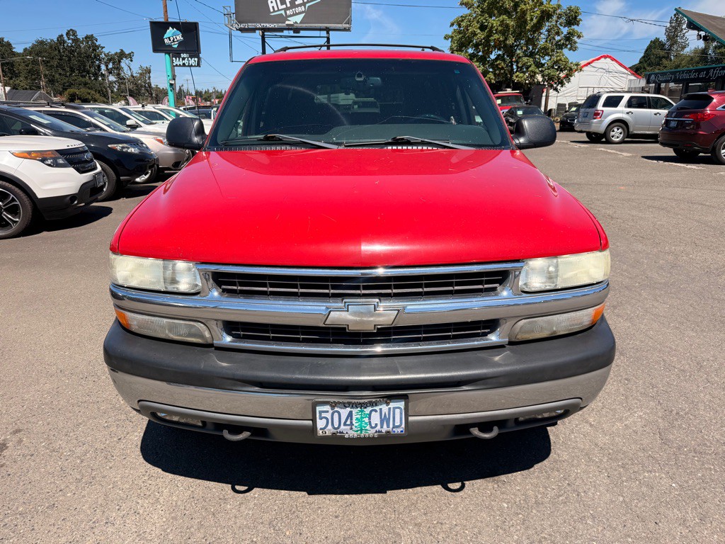 2000 Chevrolet Suburban Image 8