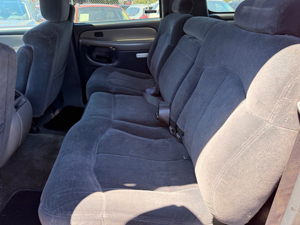 2000 Chevrolet Suburban Image 10
