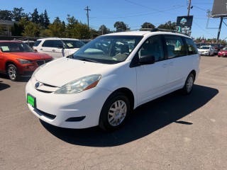 Image for 2006 Toyota Sienna CE ID: 7573884