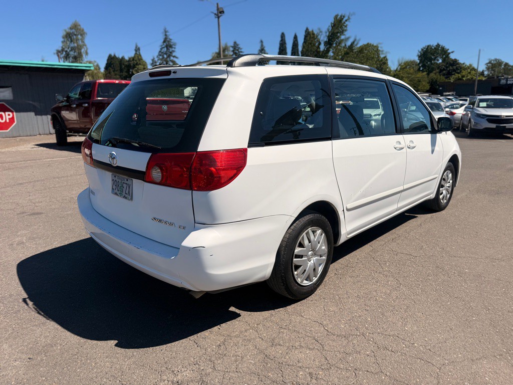 2006 Toyota Sienna Image 3