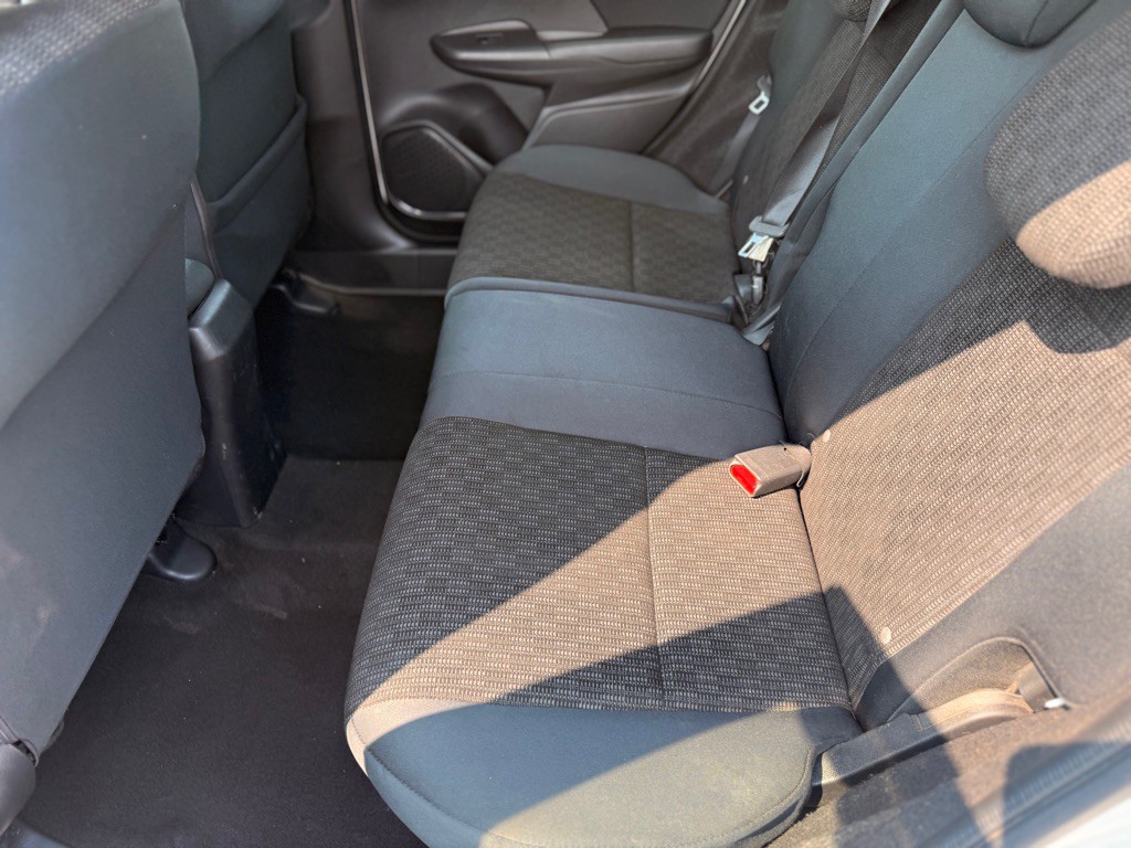 2016 Honda Fit Image 7