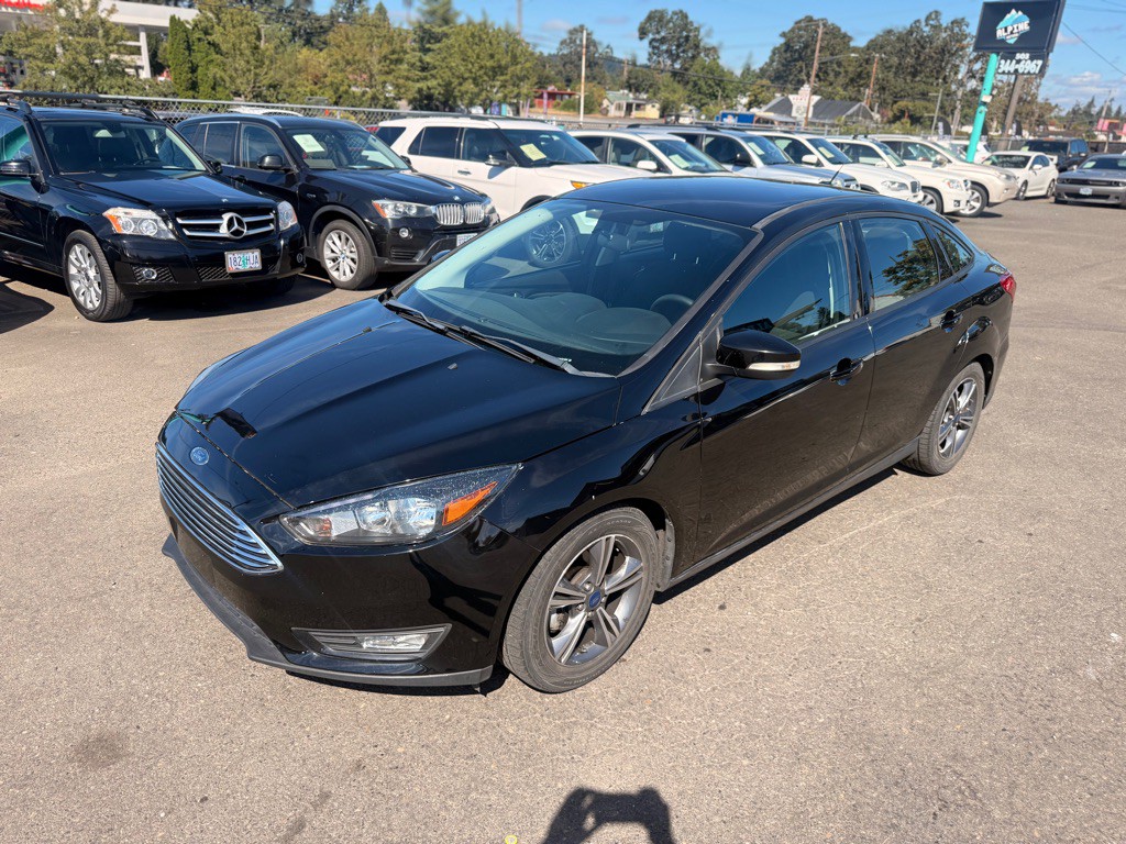 2016 Ford Focus Image 2