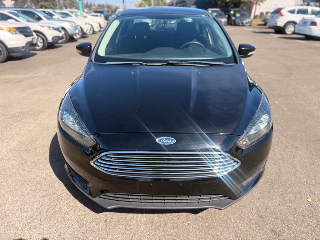 2016 Ford Focus Image 8