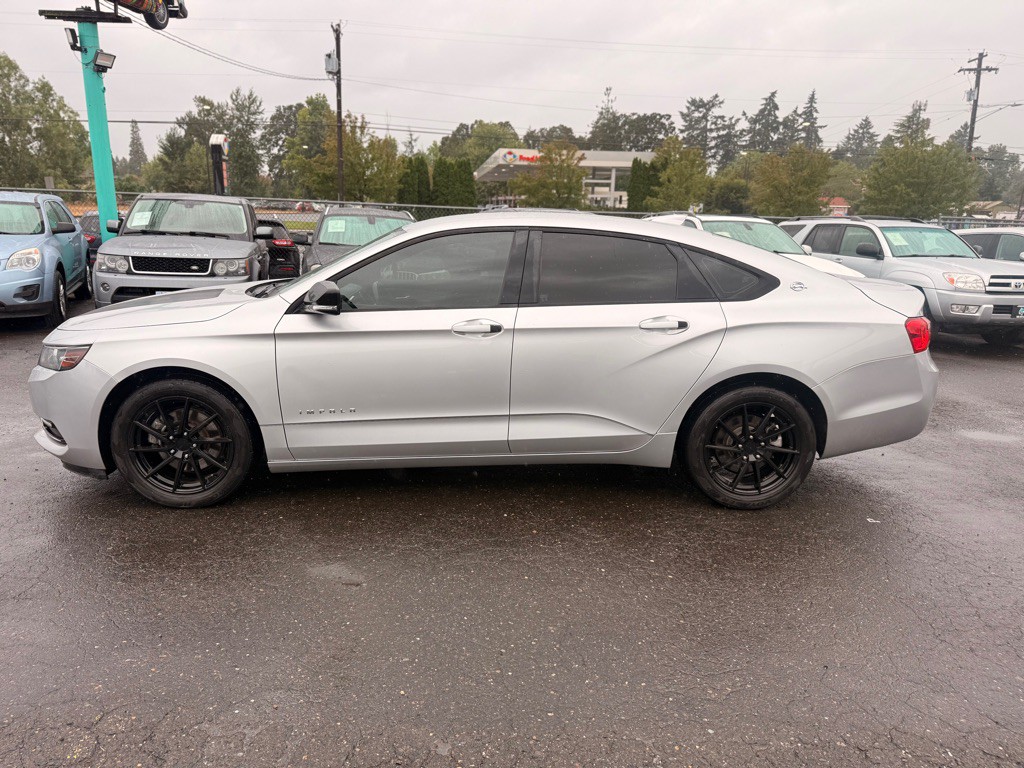 2017 Chevrolet Impala Image 2