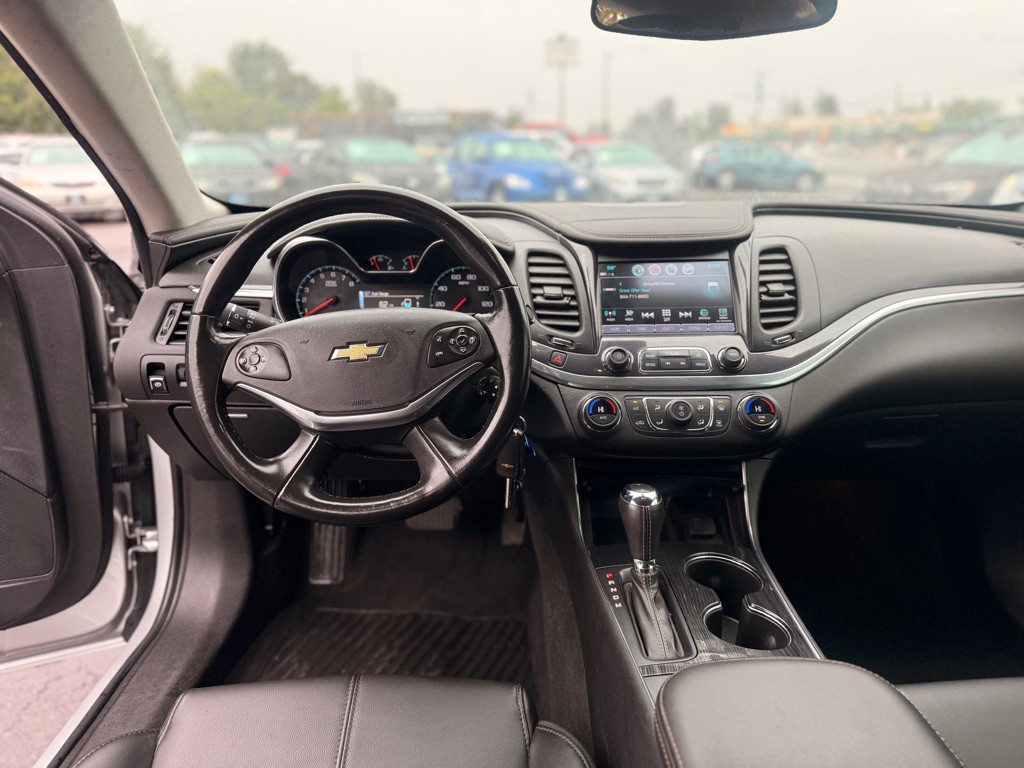 2017 Chevrolet Impala Image 10