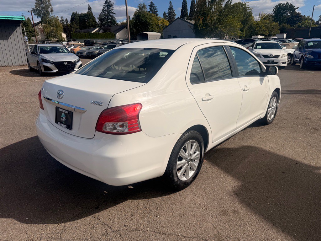 2009 Toyota Yaris Image 3