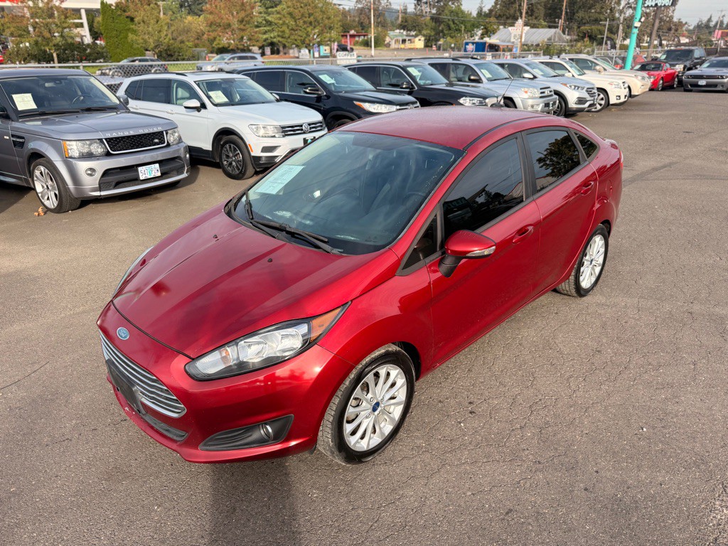 2014 Ford Fiesta Image 2