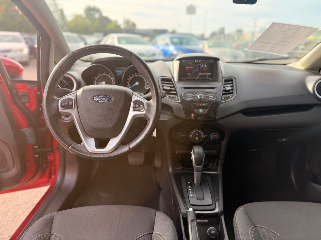 2014 Ford Fiesta Image 10