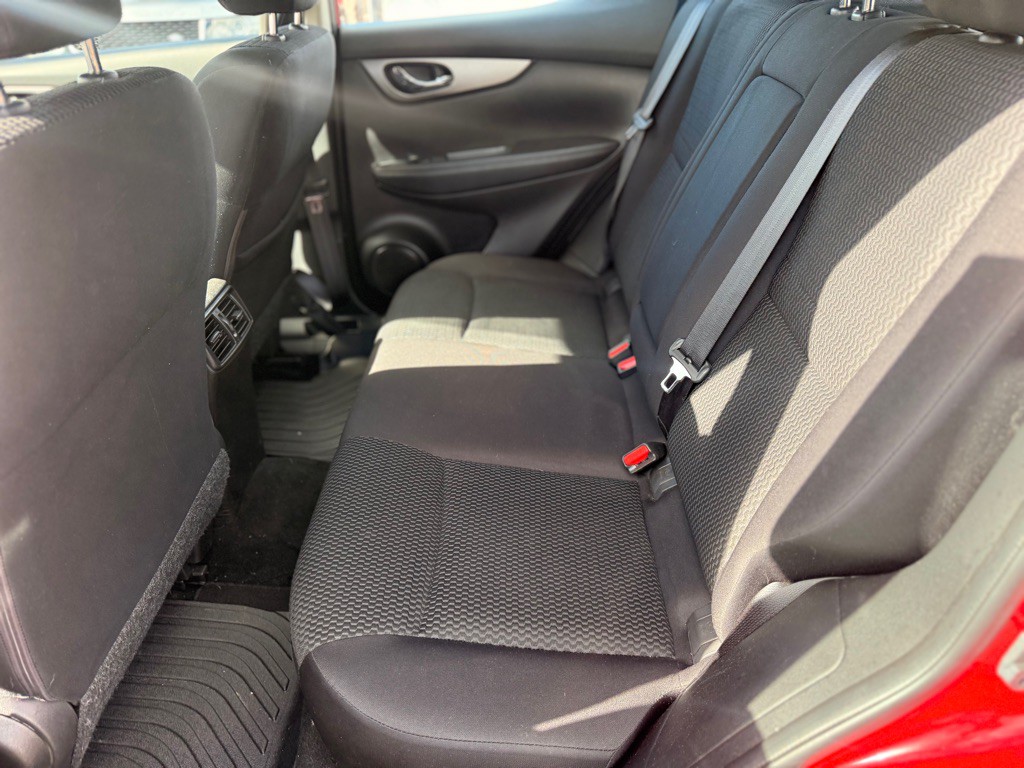 2017 Nissan Rogue Image 7
