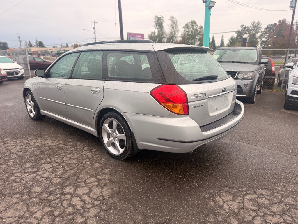 2007 Subaru Legacy Image 3