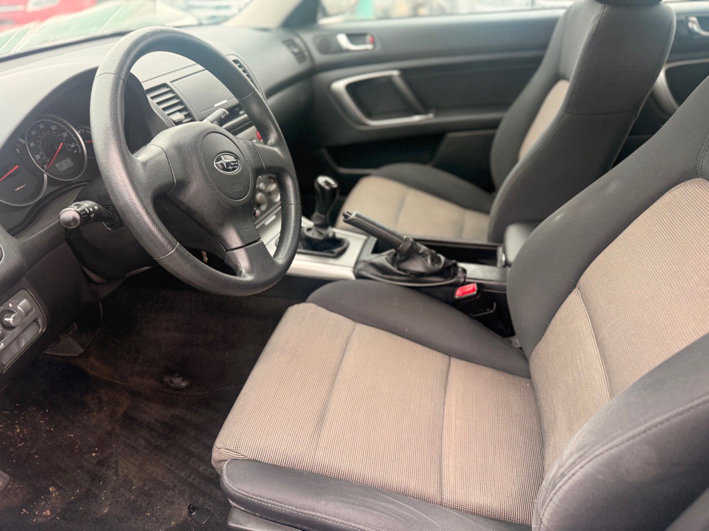 2007 Subaru Legacy Image 8
