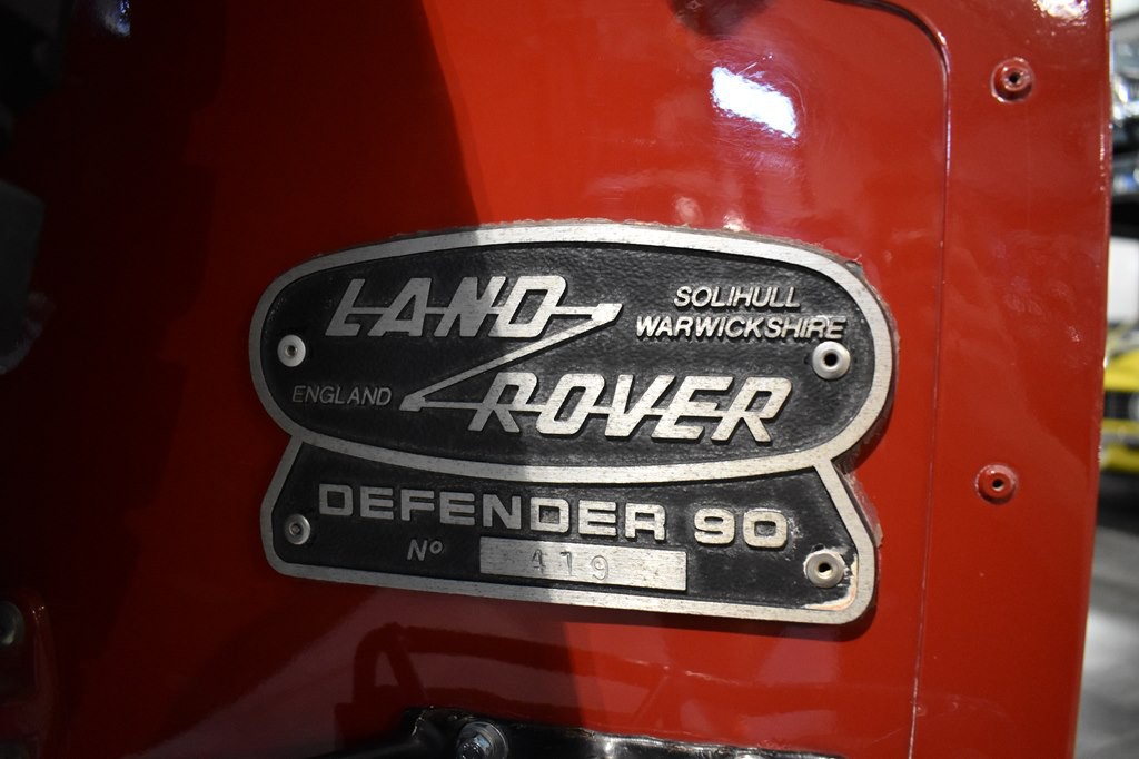 1994 Land Rover Defender Image 12