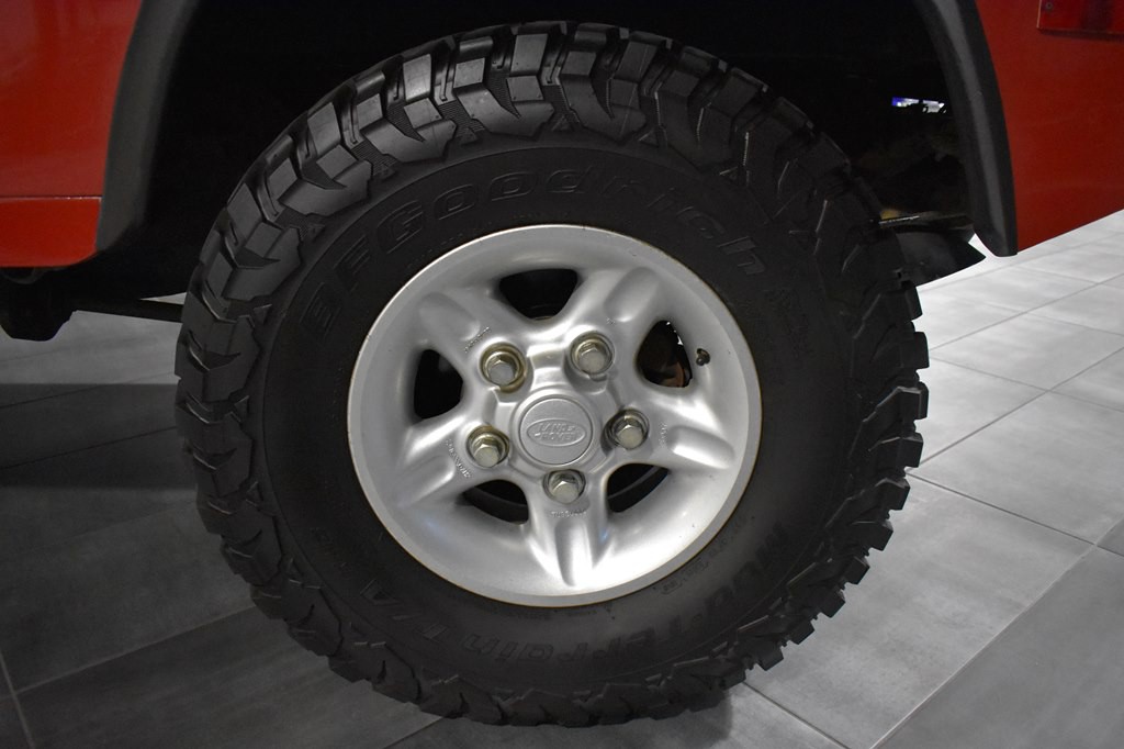 1994 Land Rover Defender Image 13