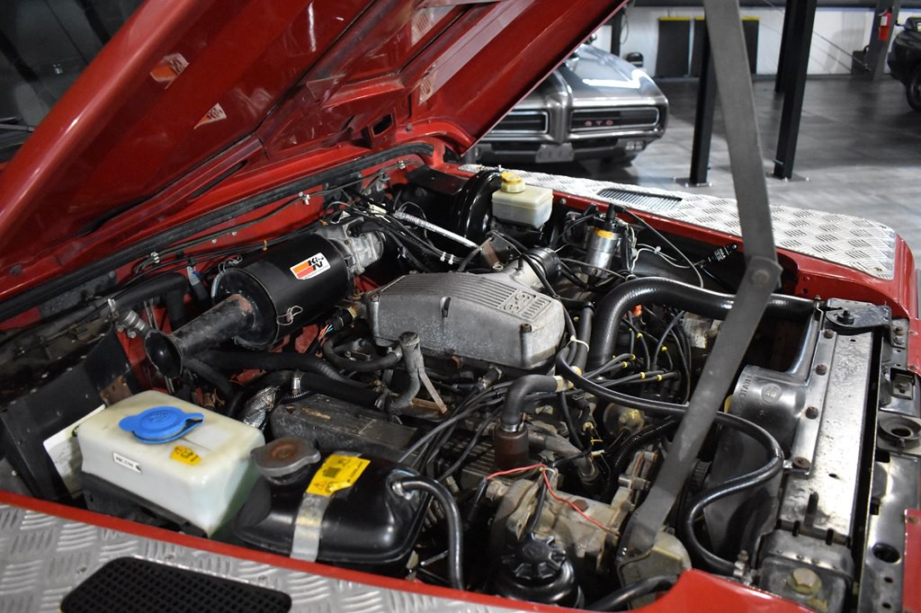 1994 Land Rover Defender Image 39