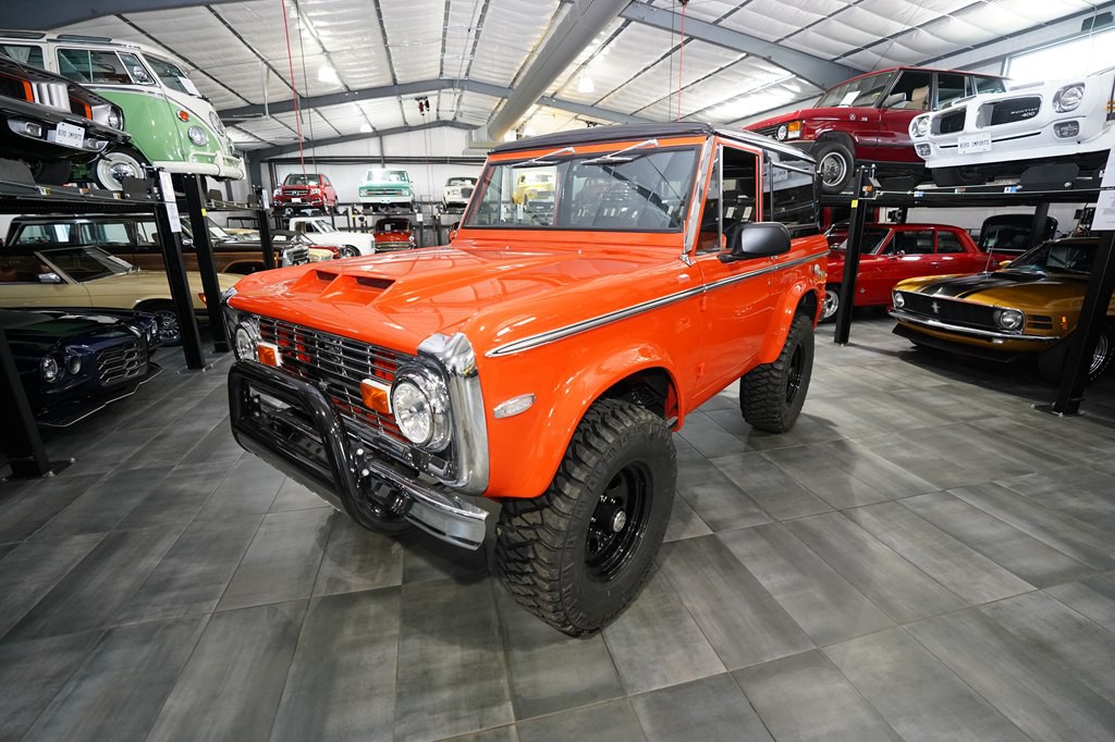 1974 Ford Bronco Image 2