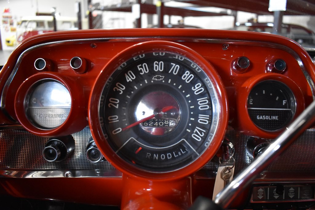 1957 Chevrolet Nomad Image 13