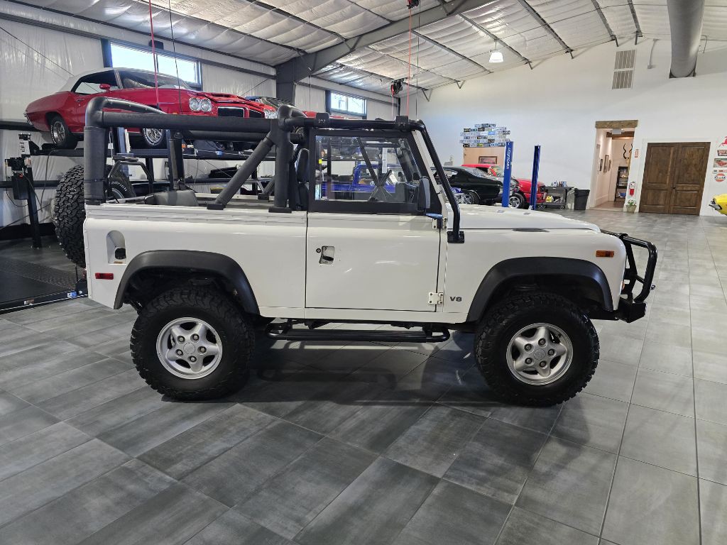 1997 Land Rover Defender Image 7