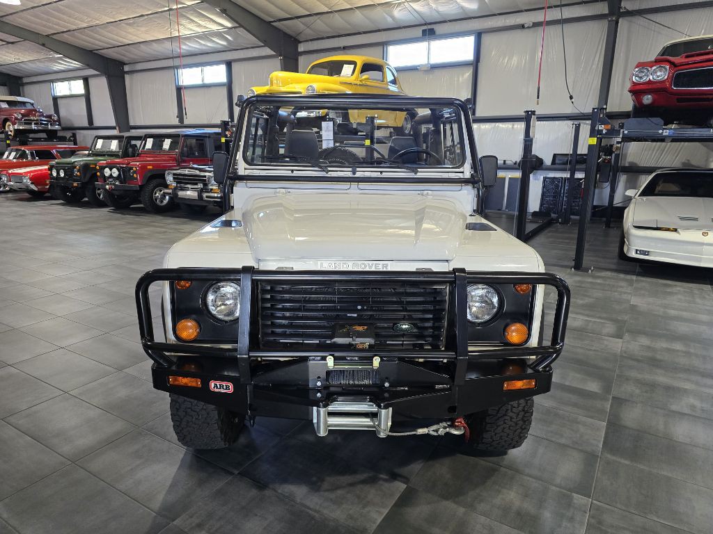 1997 Land Rover Defender Image 9