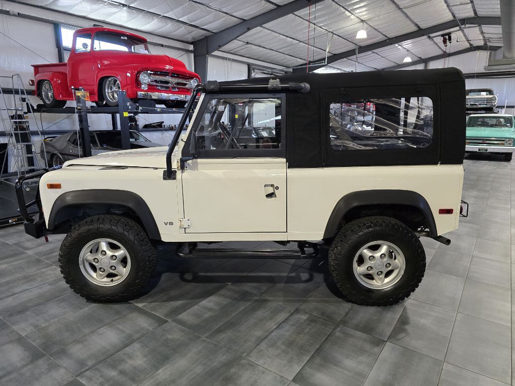 1997 Land Rover Defender Image 34