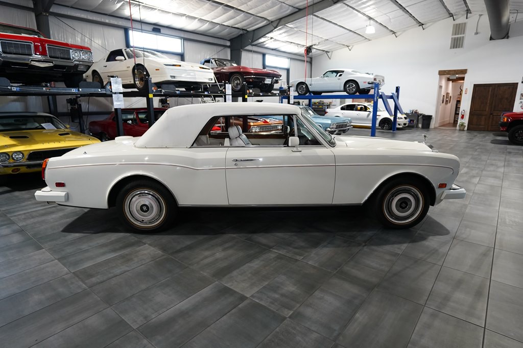 1987 Rolls-Royce Corniche Image 7