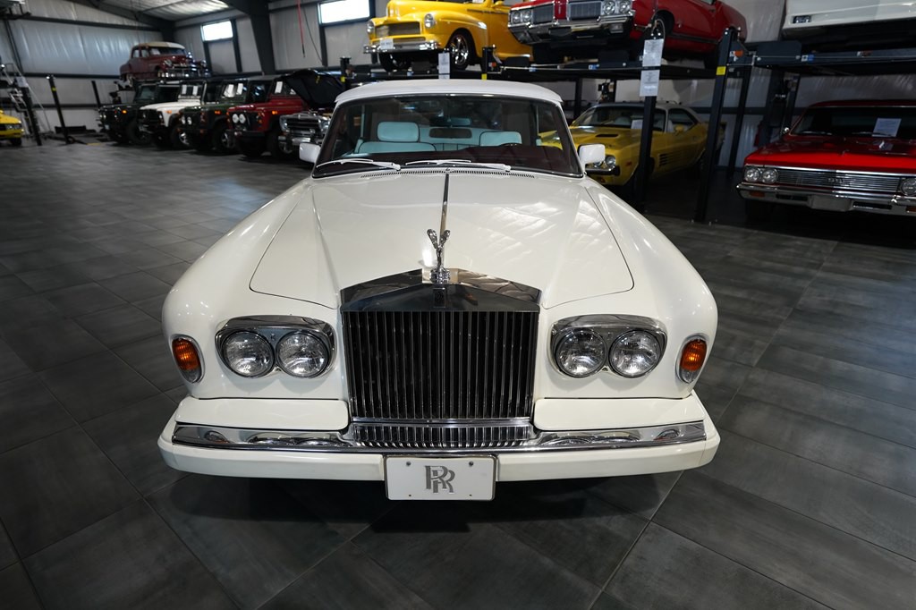 1987 Rolls-Royce Corniche Image 9