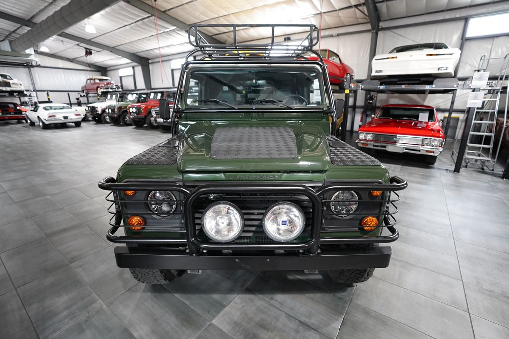 1997 Land Rover Defender Image 9