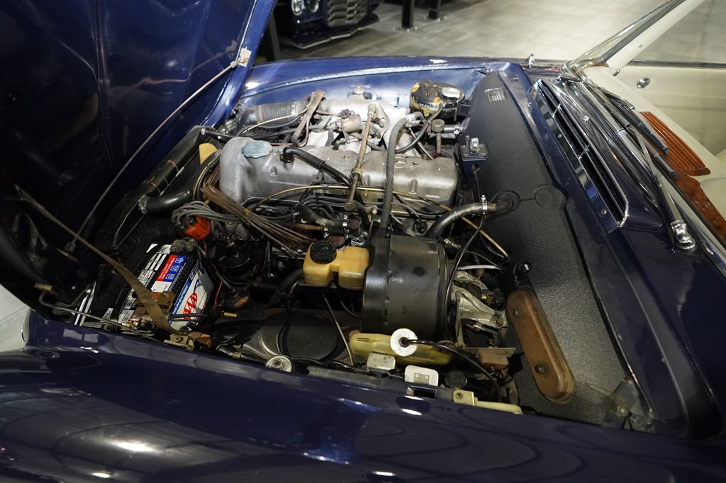 1966 Mercedes-Benz 230 SL Image 28
