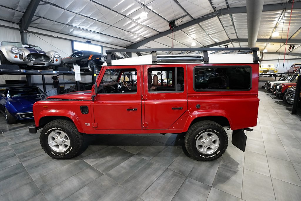 1993 Land Rover Defender Image 3