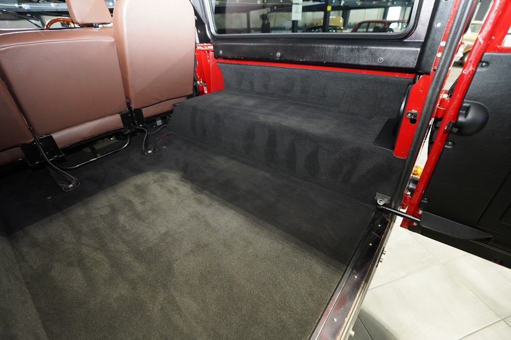 1993 Land Rover Defender Image 31