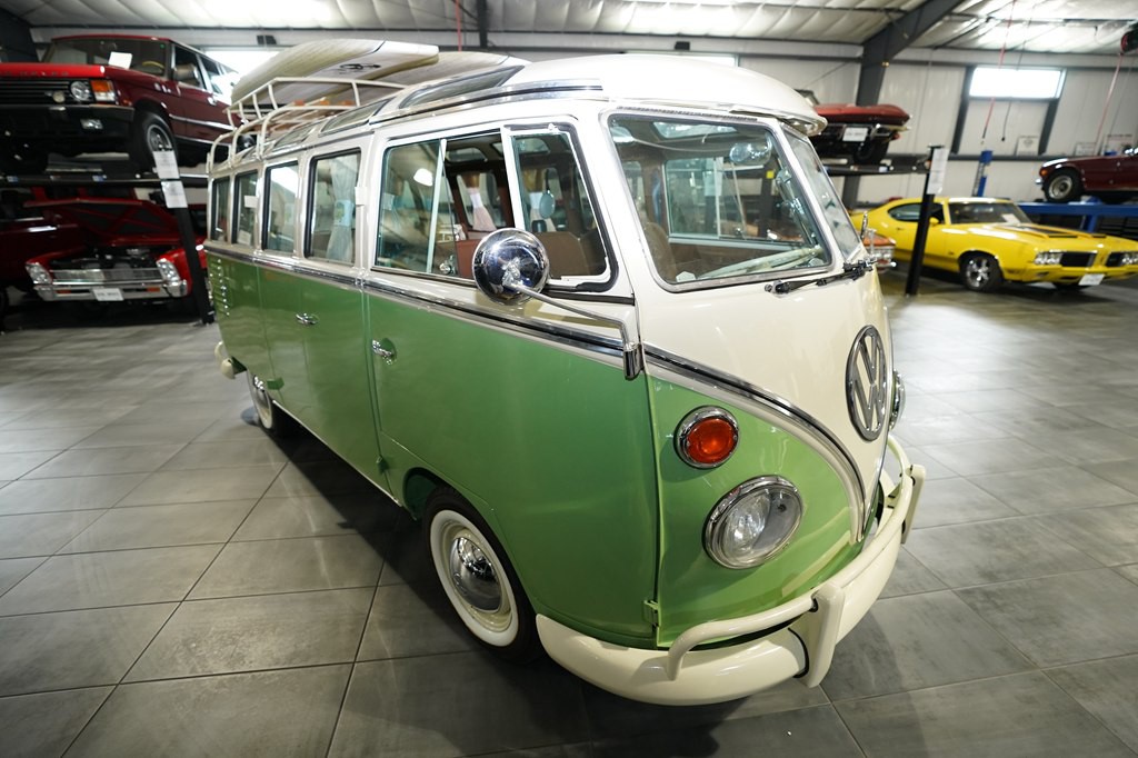 1966 Volkswagen Microbus Image 8