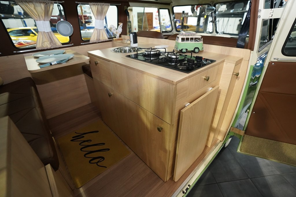 1966 Volkswagen Microbus Image 22