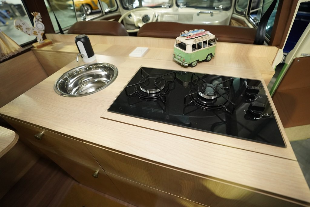 1966 Volkswagen Microbus Image 23