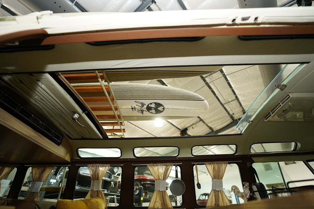 1966 Volkswagen Microbus Image 30