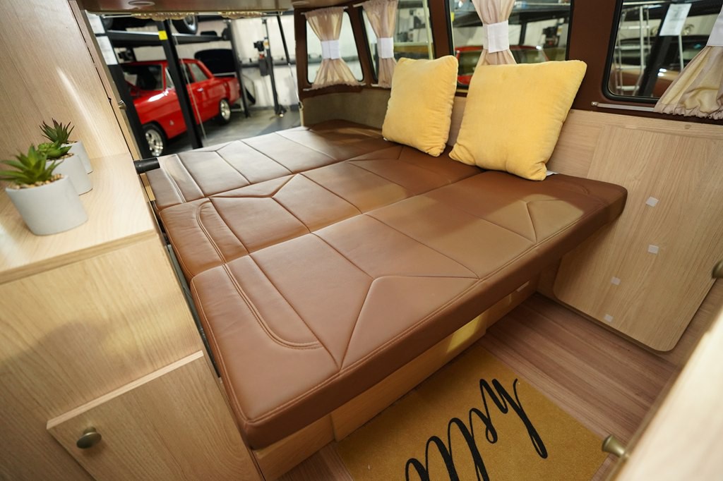 1966 Volkswagen Microbus Image 39