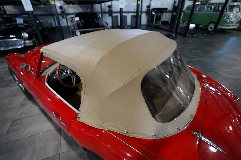 1960 Austin Healey 3000 Image 11