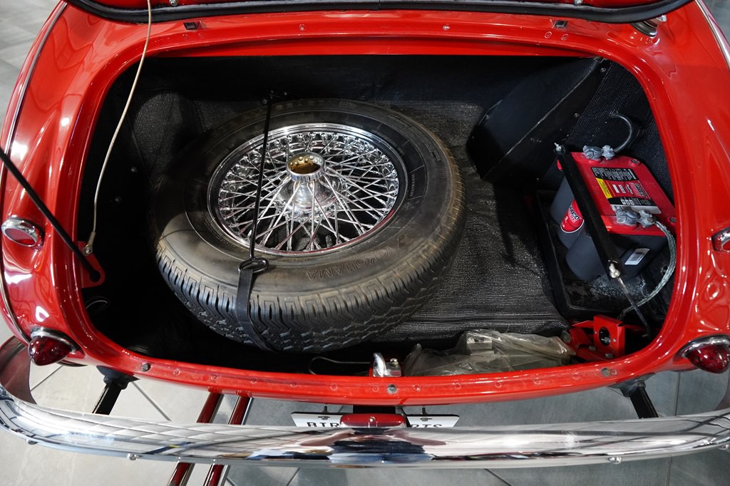 1960 Austin Healey 3000 Image 29