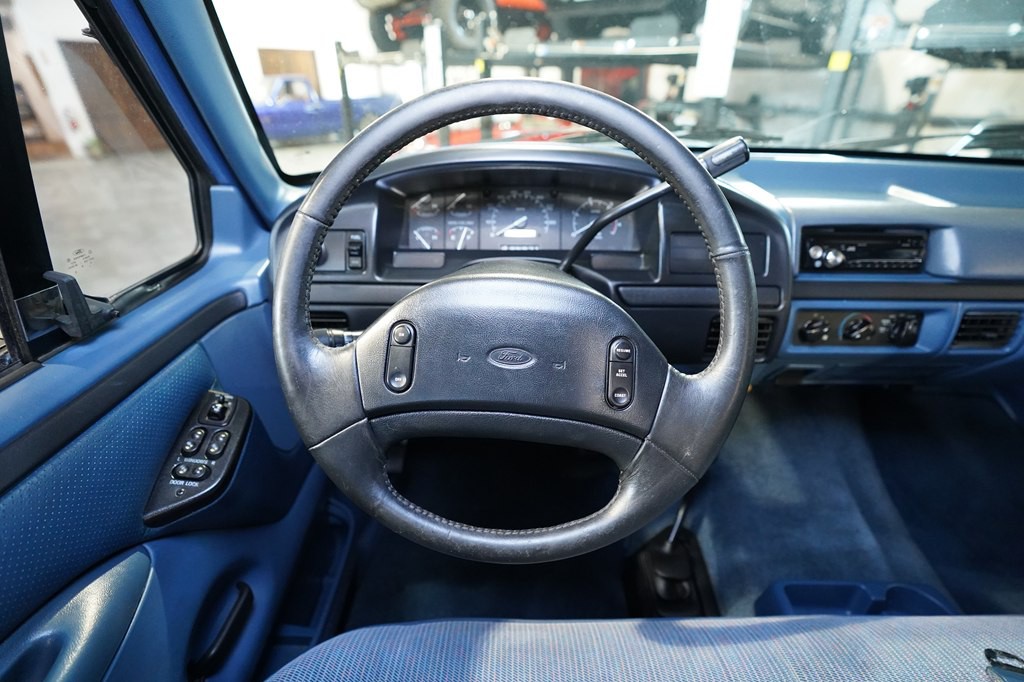 1996 Ford F-250 Image 12