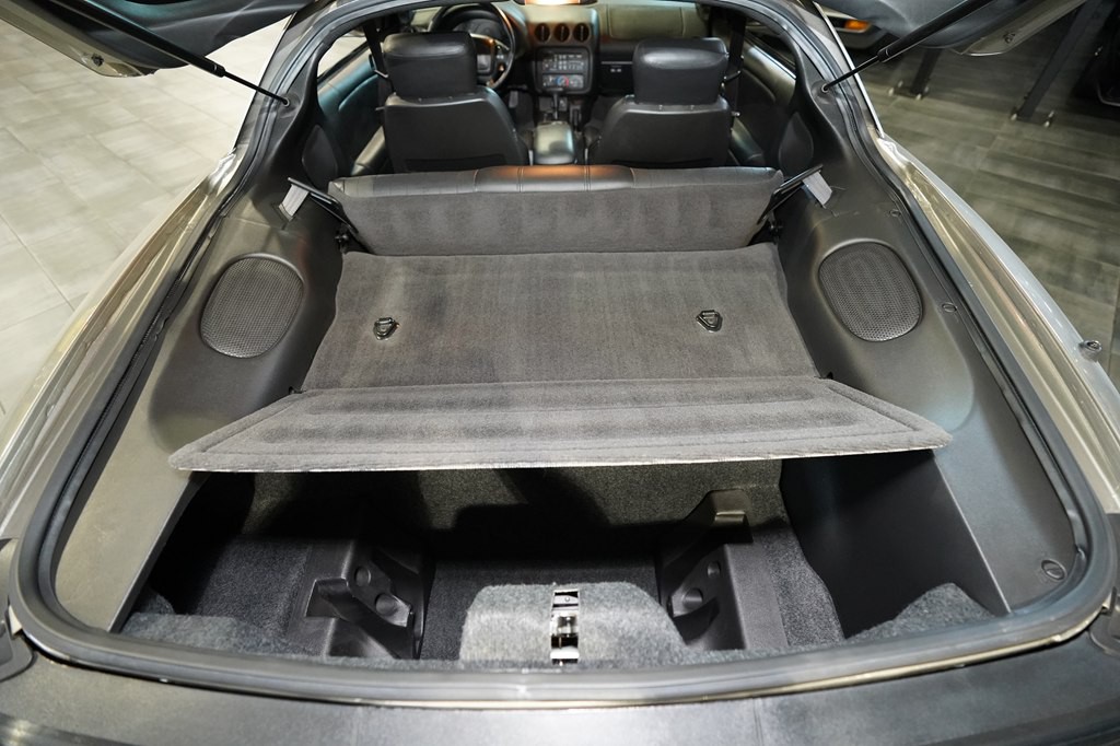 2002 Pontiac Firebird Image 27