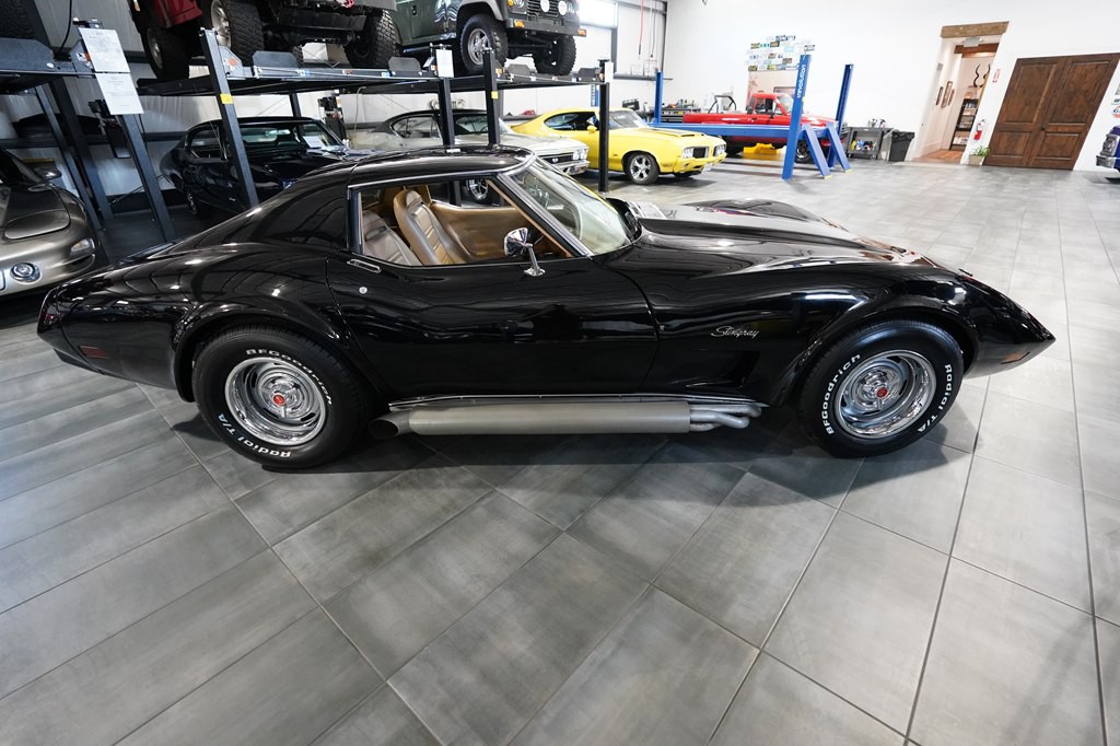 1975 Chevrolet Corvette Image 7