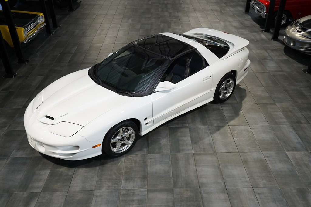 1998 Pontiac Firebird Image 33