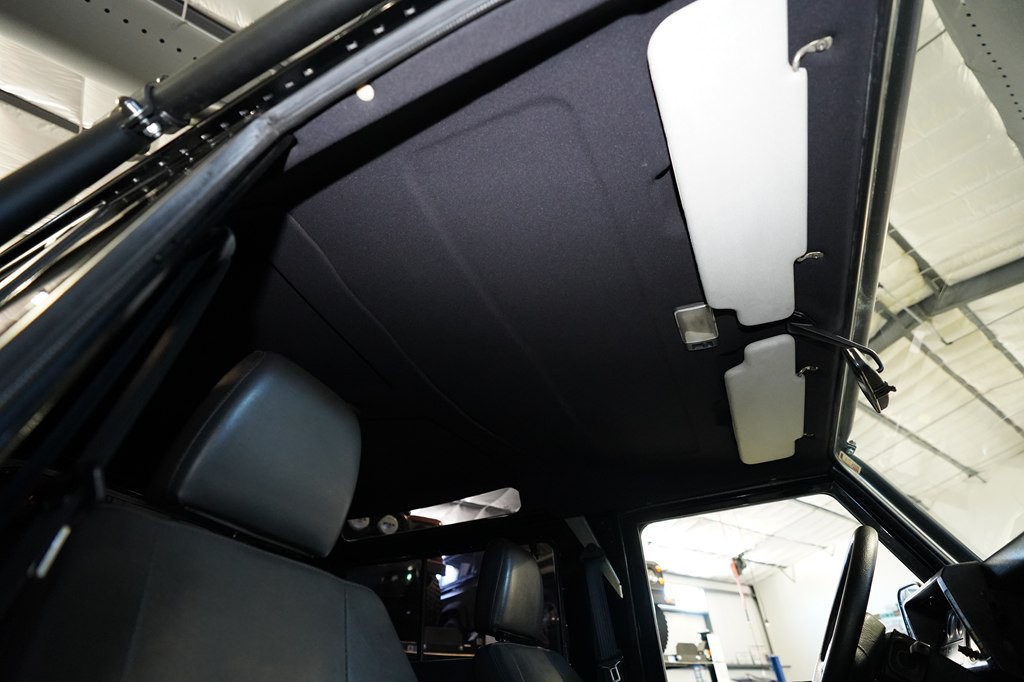 1995 Land Rover Defender Image 20