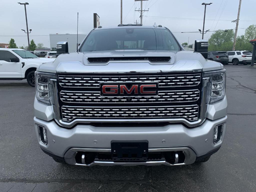 2023 GMC Sierra 2500 Image 3