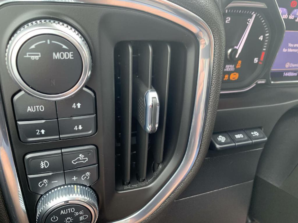 2023 GMC Sierra 2500 Image 17