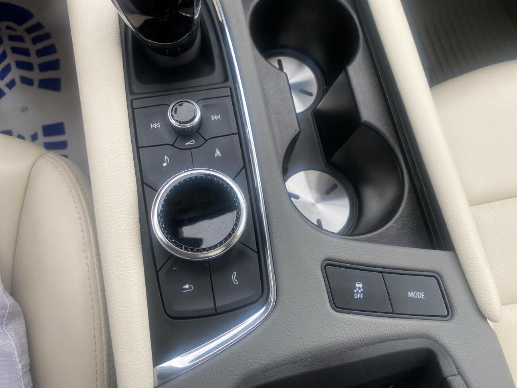 2023 Cadillac XT5 Image 32