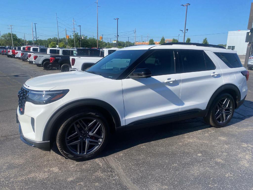 2025 Ford Explorer Image 5