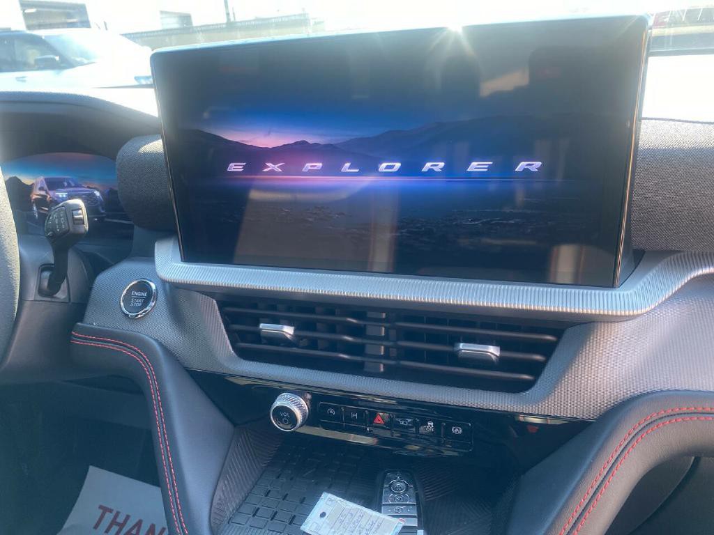 2025 Ford Explorer Image 21