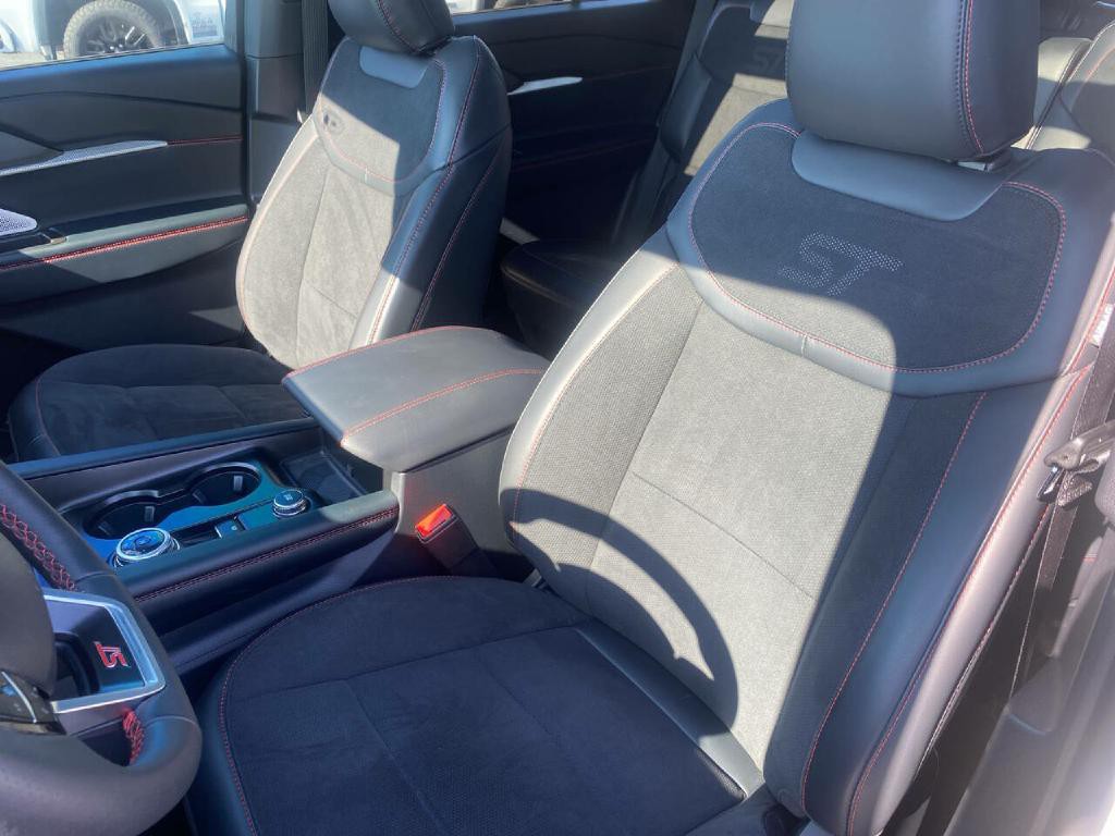 2025 Ford Explorer Image 27