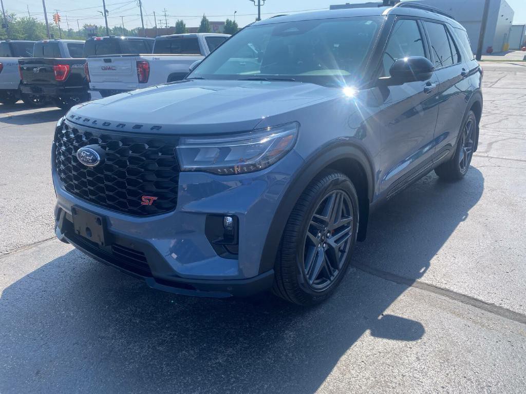 2025 Ford Explorer Image 5
