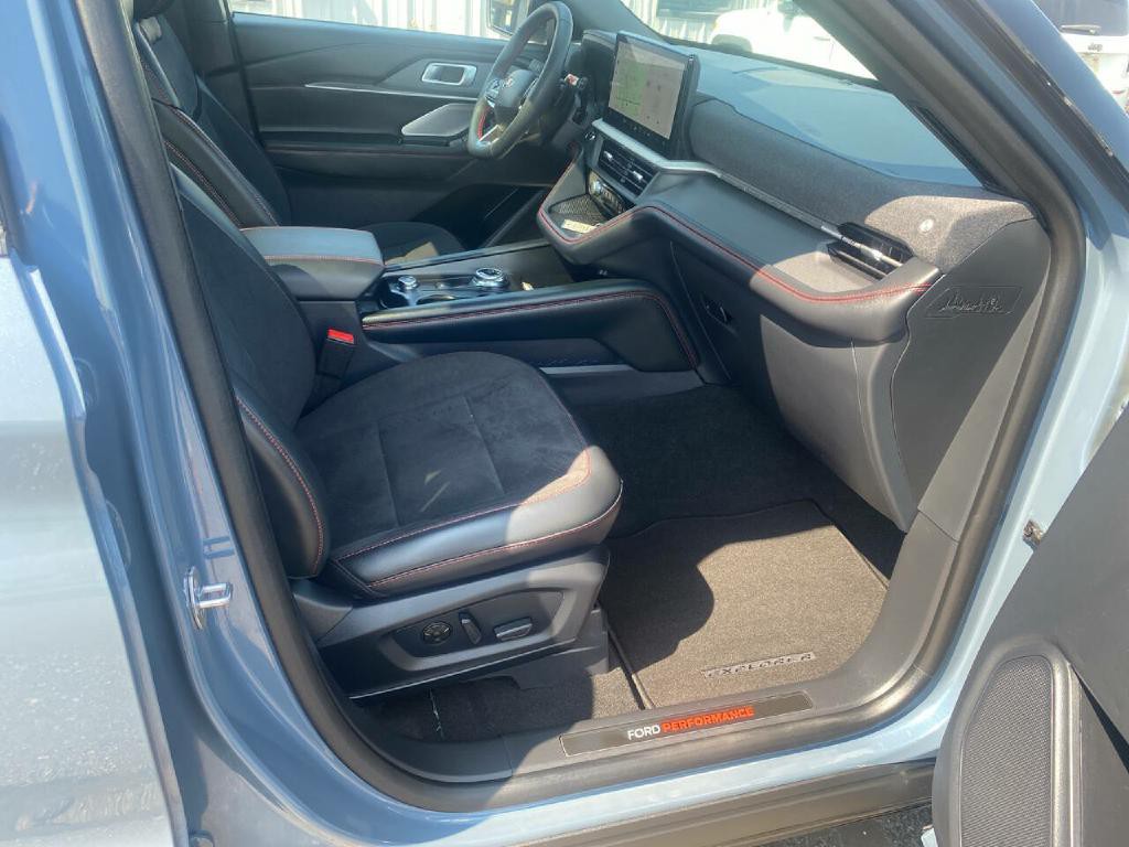 2025 Ford Explorer Image 22