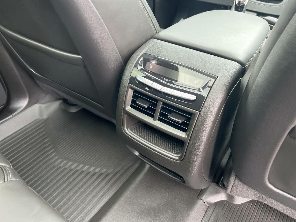 2023 Cadillac XT5 Image 14